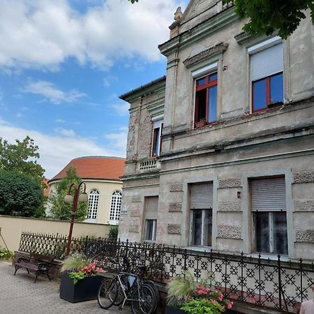 Holdfeny Apartman Siofok Bagian luar foto